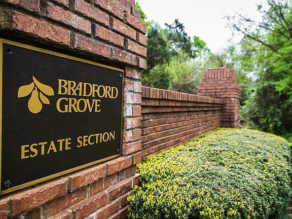 Neoghborhood Entrance