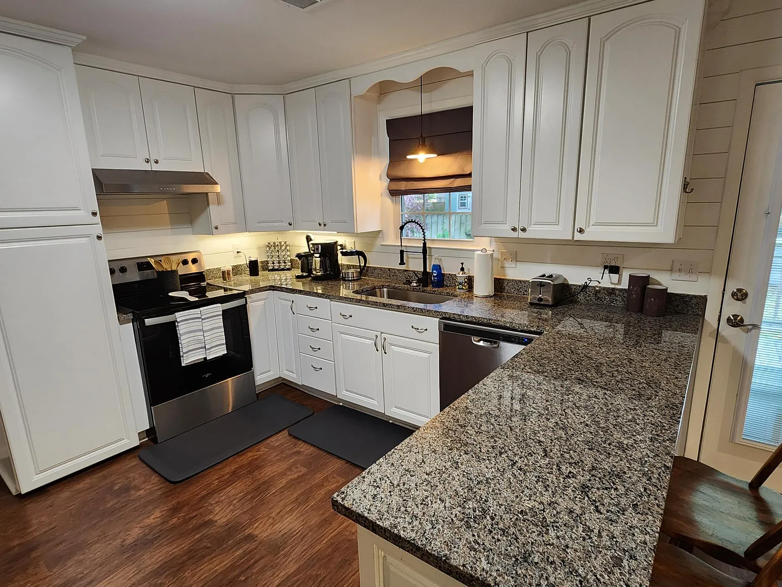 1379 Camp Rd — Photo 2