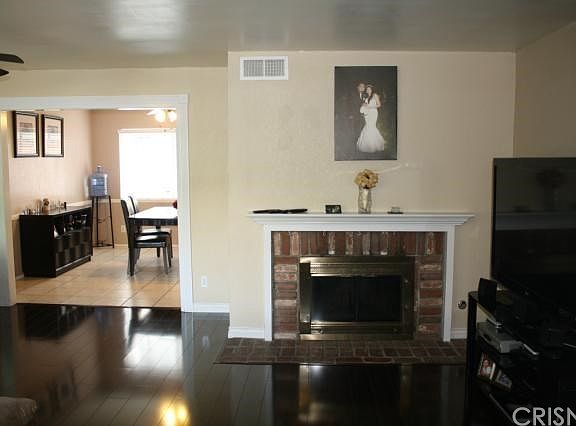 3rd image of 1937 Glenoaks Blvd Unit 149