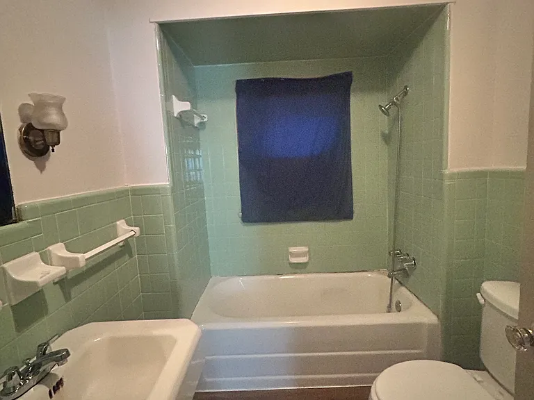 613 Moreland Ave — Photo 7