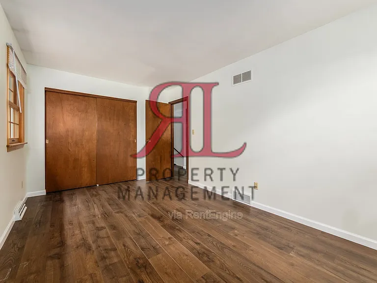 1627 Keats Ct — Photo 16