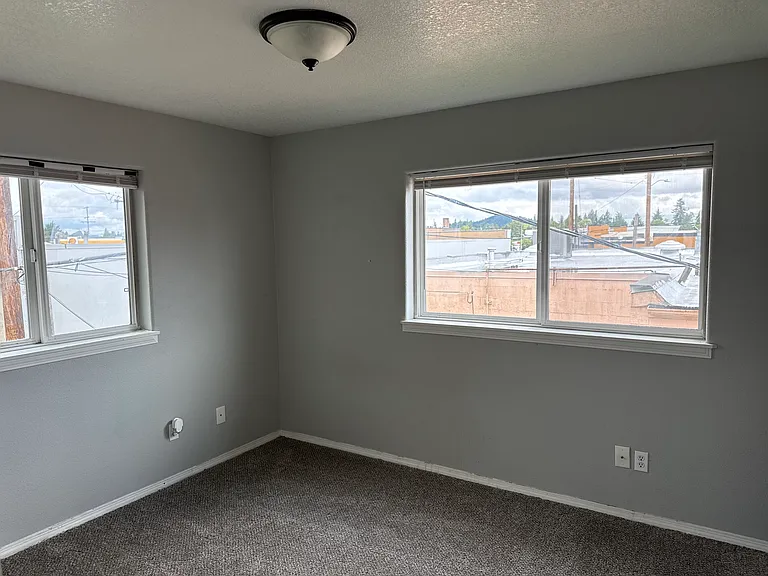 5623 SE 84th Ave #3 — Photo 17