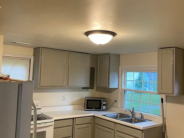 1507 Loeb St, Henderson, KY 42420