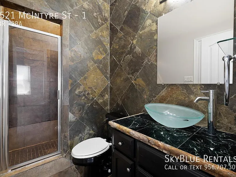 1521 W McIntyre St #1 — Photo 7
