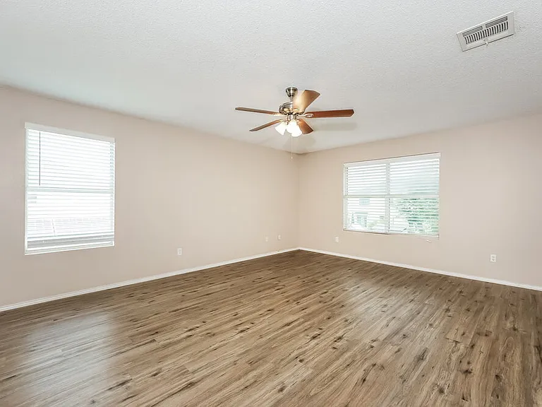 317 Blairwood Dr — Photo 12