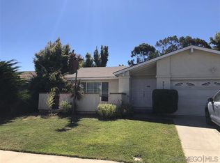 521 Shadow Hills Dr, San Marcos, CA 92069