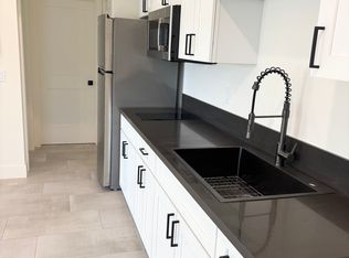 927 Regal Rd, Encinitas, CA 92024