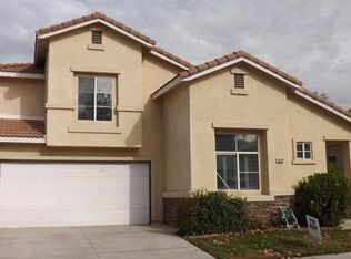 1039 Sunbeam Ln, Corona, CA 92881