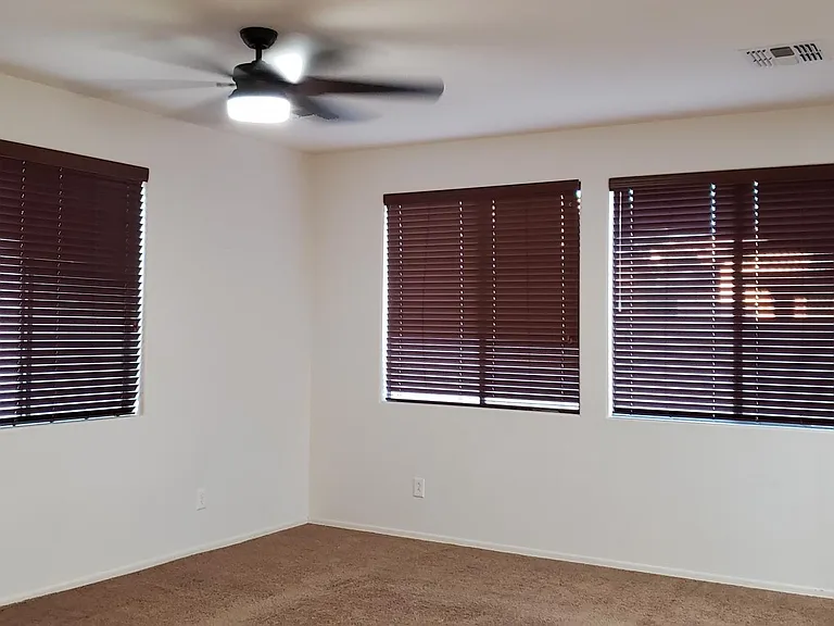 2099 S Martingale Rd — Photo 23
