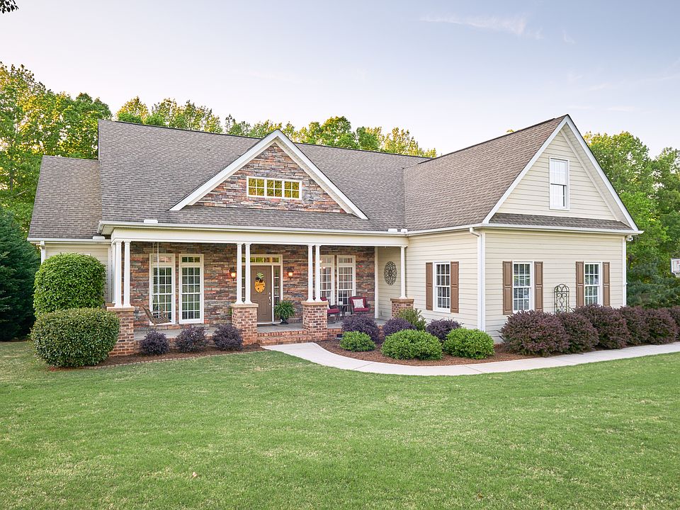 175 Conamara Ln, Woodruff, SC 29388 Zillow