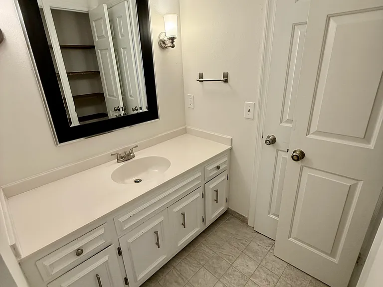 5710 Brentwood Trce — Photo 24