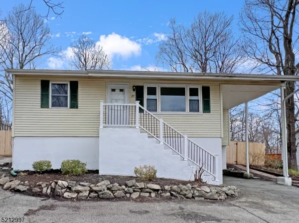 27 Lawrence Dr, Vernon Twp., NJ 07422