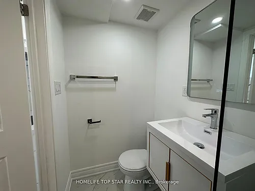38 Cartier Cres #BACHELOR Photo 1