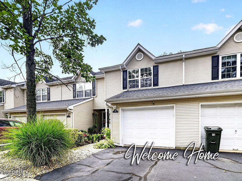 1st image of 11 Lucia Court