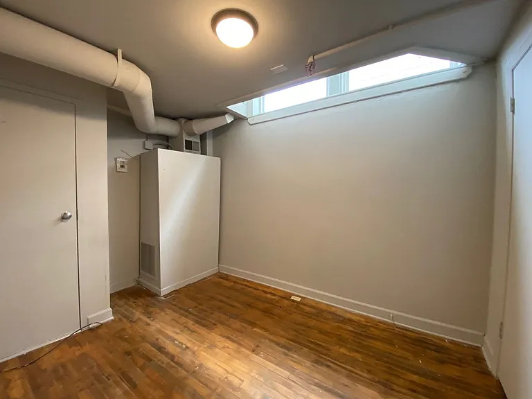 Welcome to 400 East Clayton Street! — Photo 19