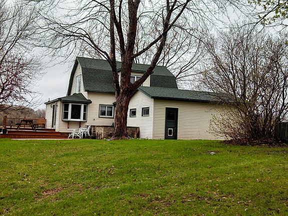 Back of house, deck/patio