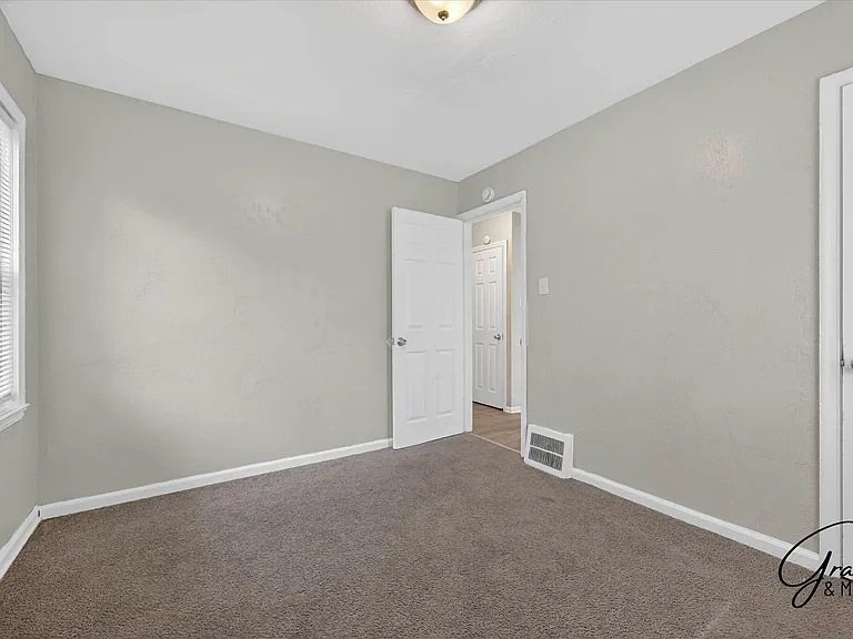 12716 Riad St — Photo 21