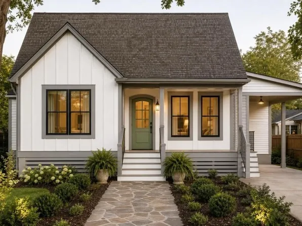 1074 Soult St, Mandeville, LA 70448