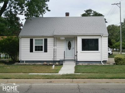 802 W Stewart St, Owosso, MI, 48867