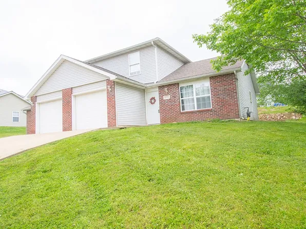 1330 Godas Dr, Columbia, MO 65202