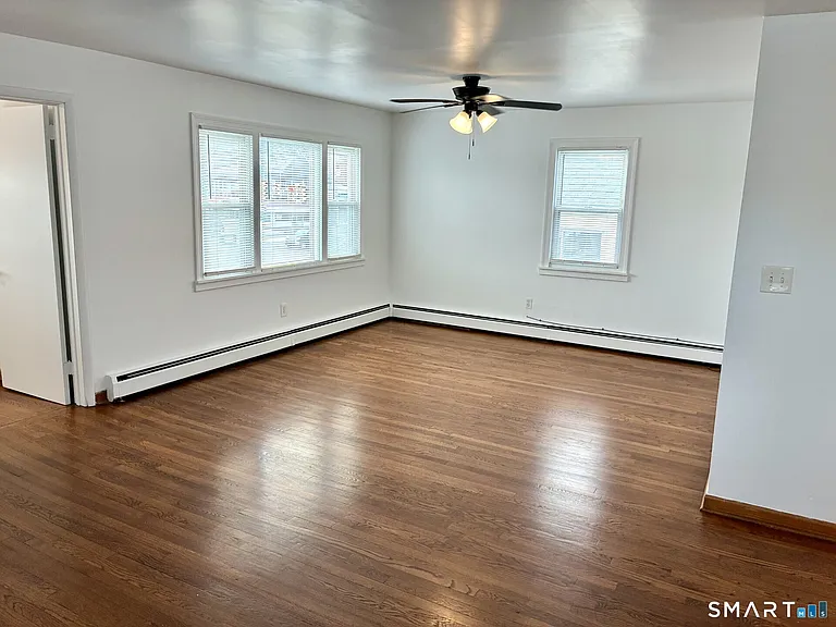 658 Beechmont Ave — Photo 15