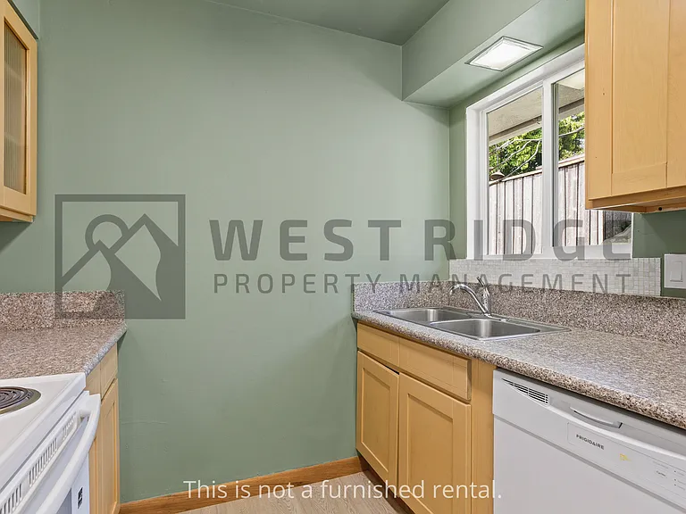 6855 SW Capitol Hwy #C — Photo 6