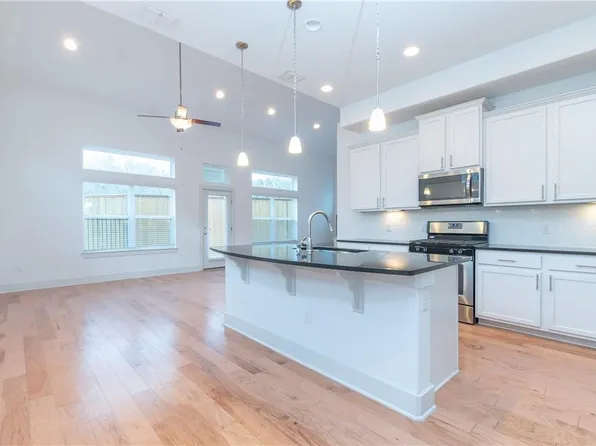 1410 Casa Dr, Austin, TX 78745