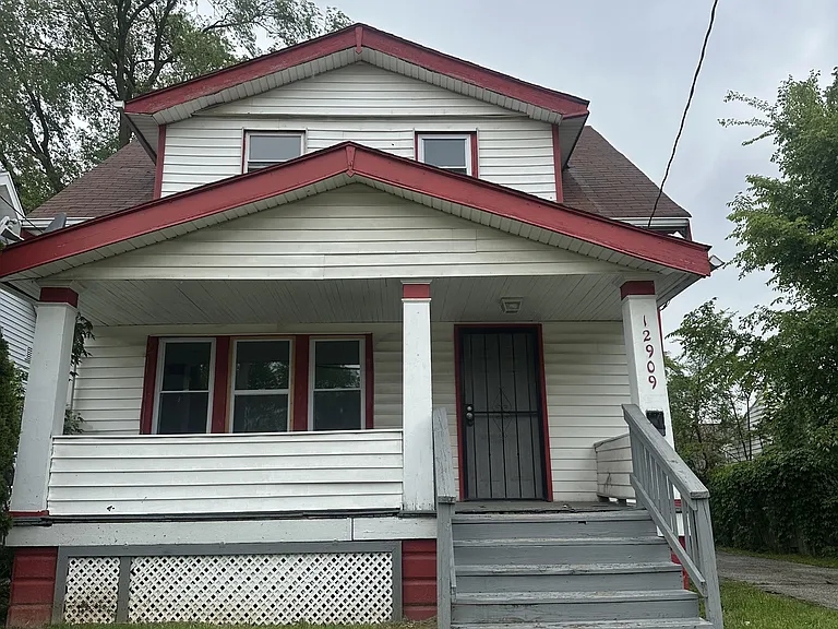 12909 Benwood Ave — Photo 1
