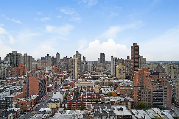 Sold by Corcoran | media 16