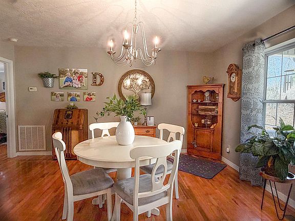5th image of 86 Hualapi Dr