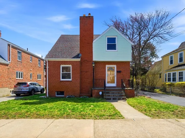 75 Tufts St, Arlington, MA 02474