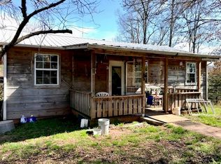 529 Dry Creek Rd, Tellico Plains, TN 37385