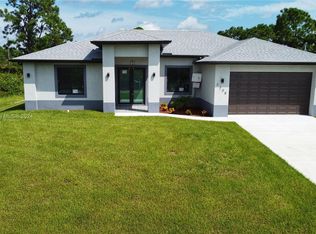 3208 65th St W, Lehigh Acres, FL 33971