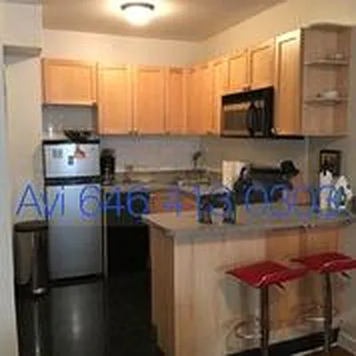 Rented by Urban Real Estate Property Group Inc | media 9