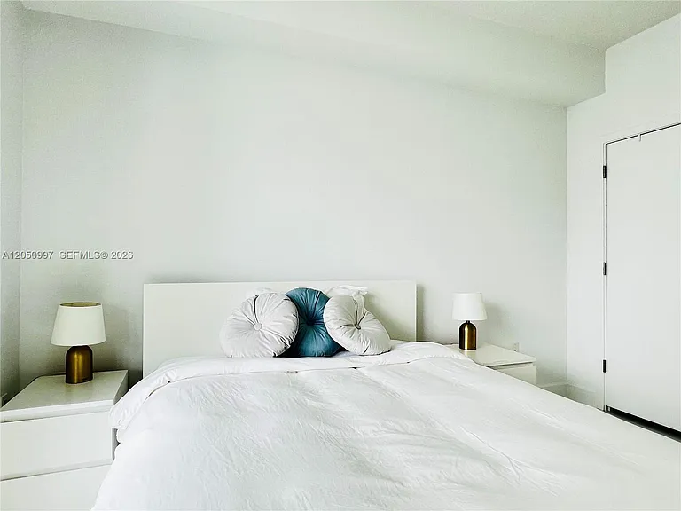 79 SW 12th St #1510 — Photo 26