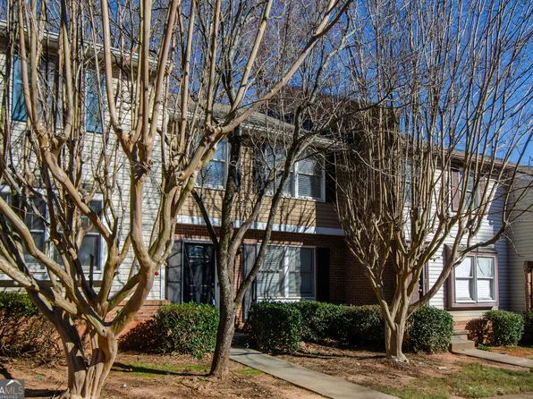 1066 Wedgewood Ln, Tucker, GA 30084