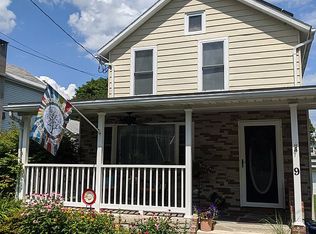 9 Short St, Catskill, NY 12414