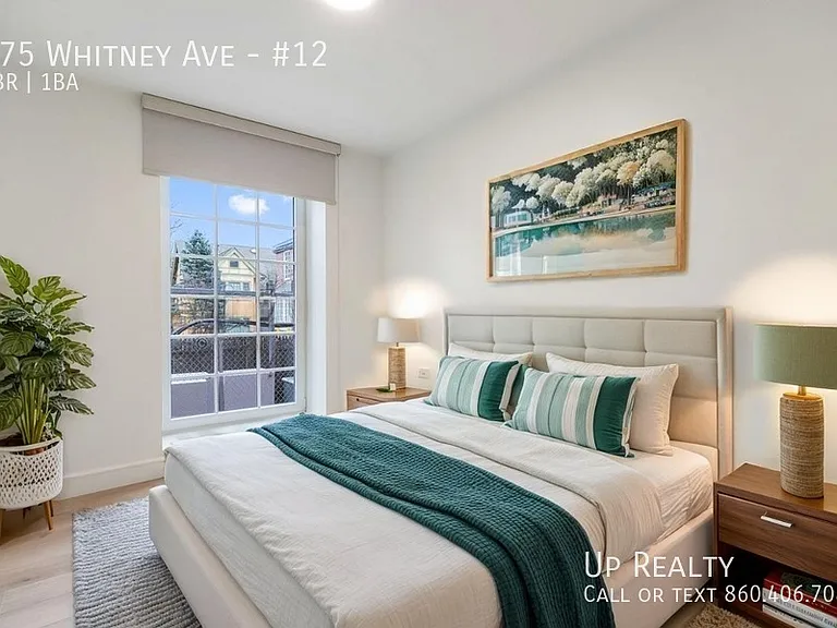 575 Whitney Ave #12 — Photo 8