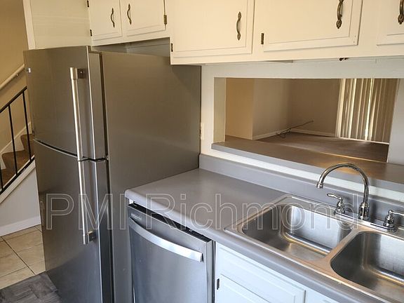 5th image of 442 Hickorywood Cir