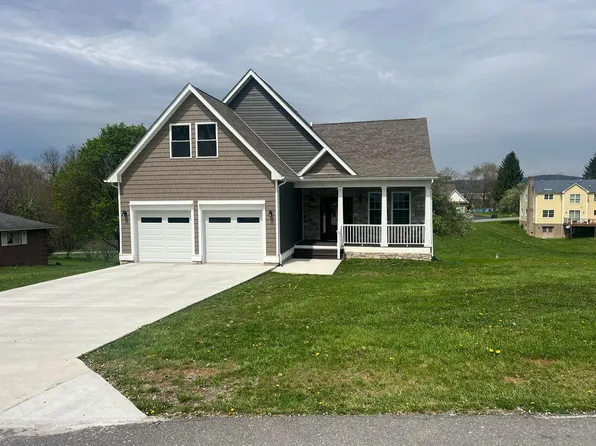 279 Raven View Ln, Lewisburg, WV 24901