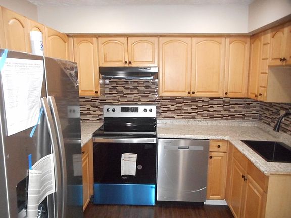 4th image of 408 Terra Pl