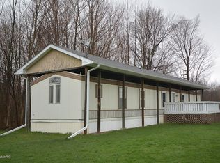 41585 Baseline Rd, Bloomingdale, MI 49026