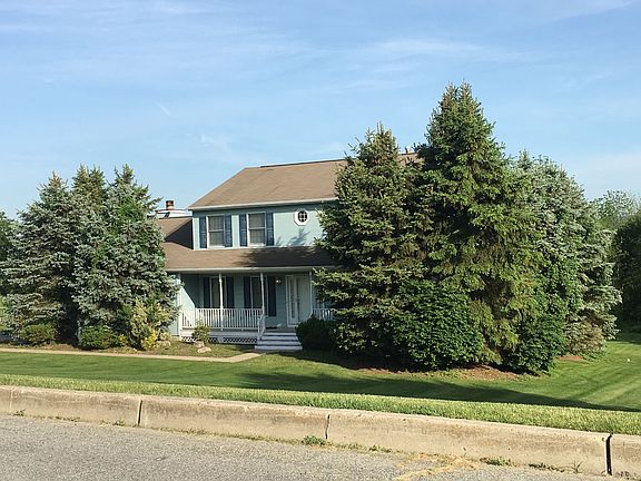 3rd image of 11 Peary Dr