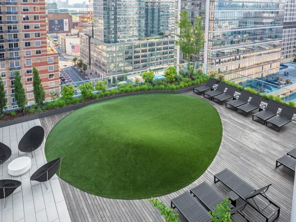 555 West 43rd Street 5N image 6 of 6