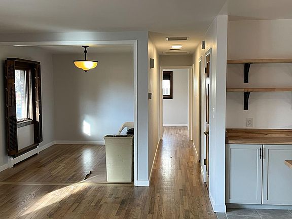 5th image of 1764 S Leyden St