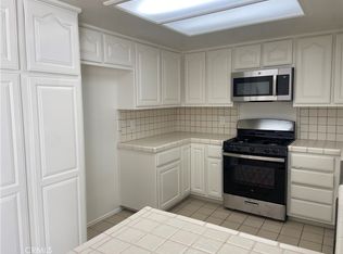 11033 Old River School Rd APT 13, Downey, CA 90241