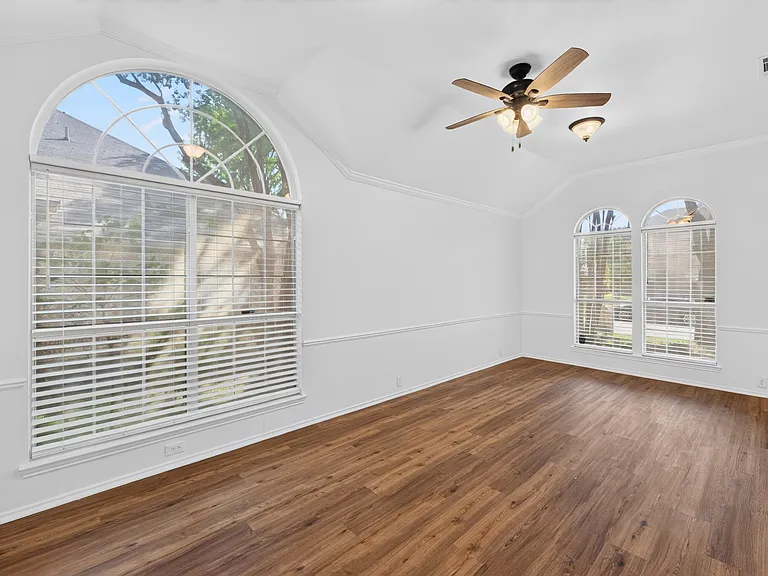 7008 Jasper Dr — Photo 5