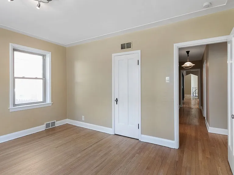 7943 Delmar Blvd — Photo 16