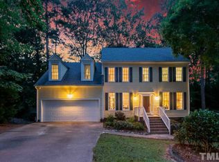 4520 Queenstown Ct, Raleigh, NC 27612