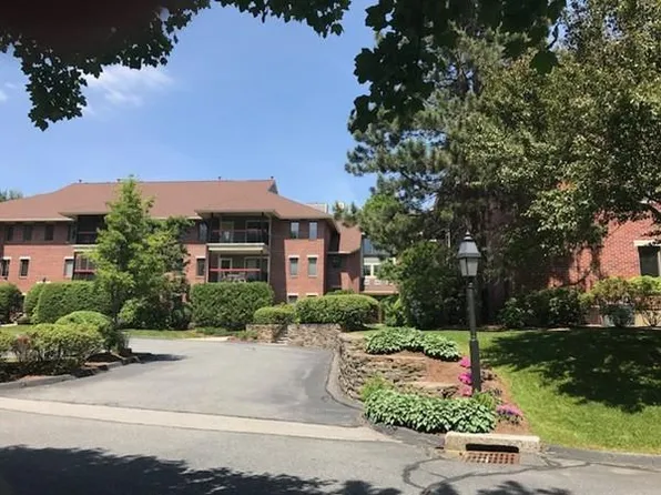 770 Salisbury St #J568, Worcester, MA 01609